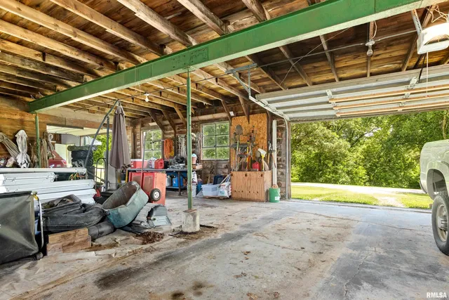 $550,000 | 1021 Gale Lake Road, East Galesburg, IL 61430