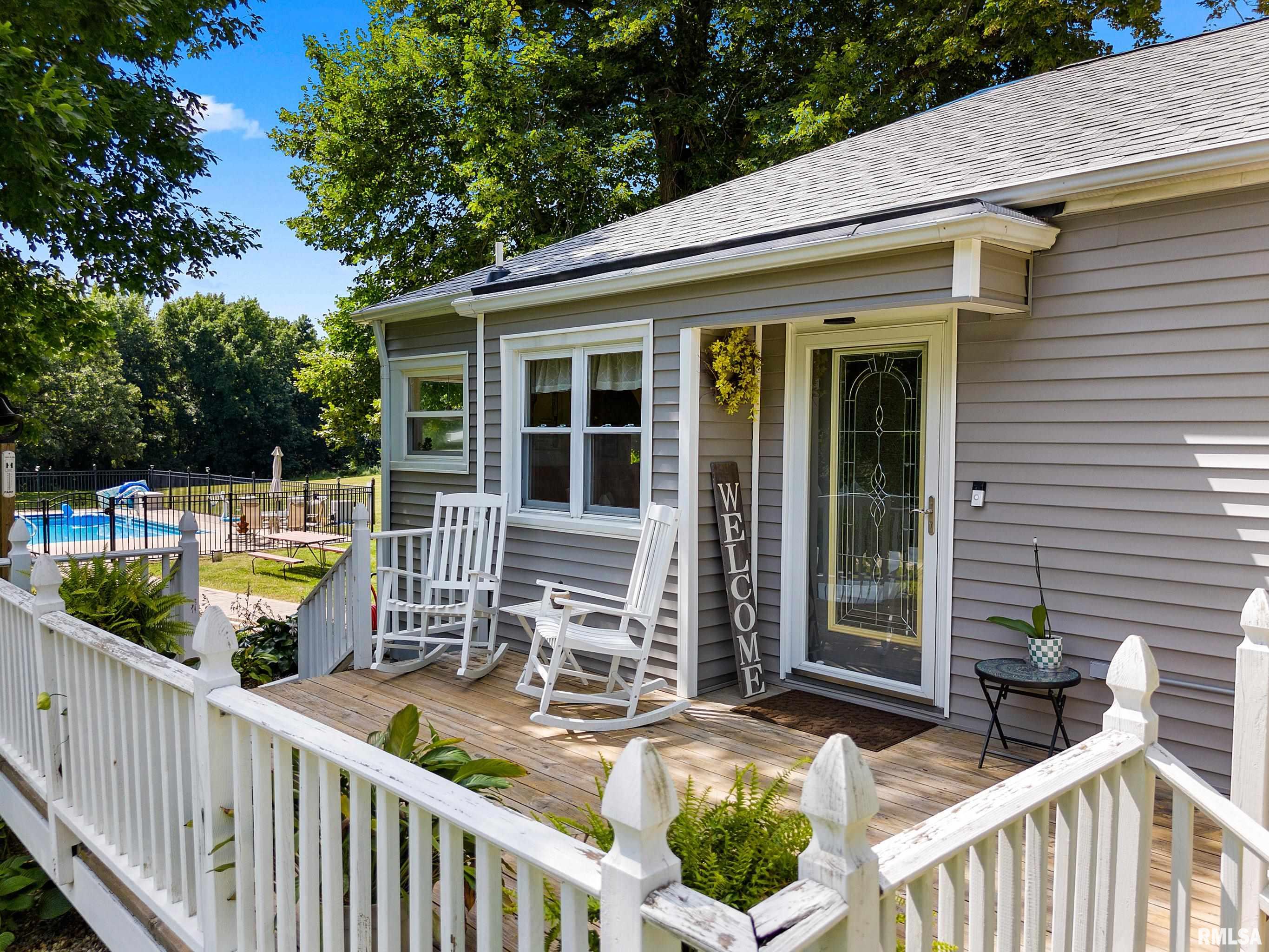 1021 Gale Lake Road East Galesburg, IL 61430 - Photo 4 of 42