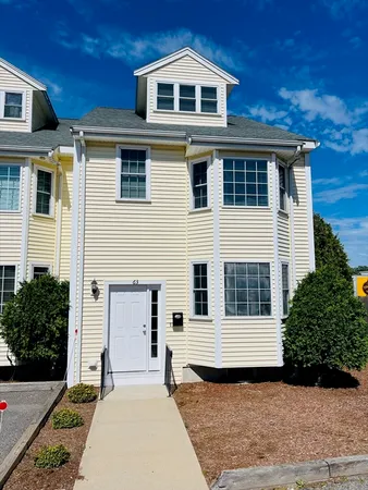 $1,100,000 | 63 Loomis Street, Unit 63, Cambridge, MA 02138