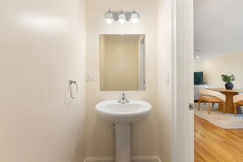 $1,125,000 | 63 Loomis Street, Unit 63, Cambridge, MA 02138