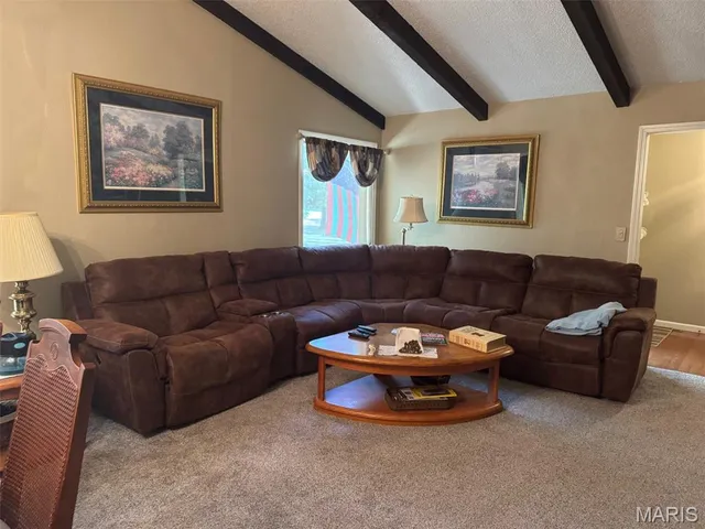 $379,900 | 20448 Oakway Drive, Lebanon, MO 65536