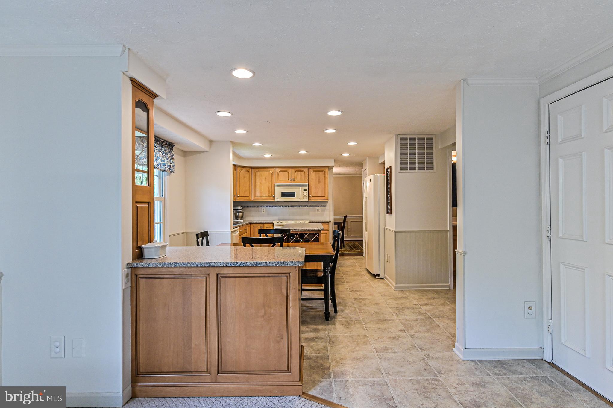 7553 Cloud Court Springfield, VA 22153 - Photo 12 of 32 Lots of recessed lighting