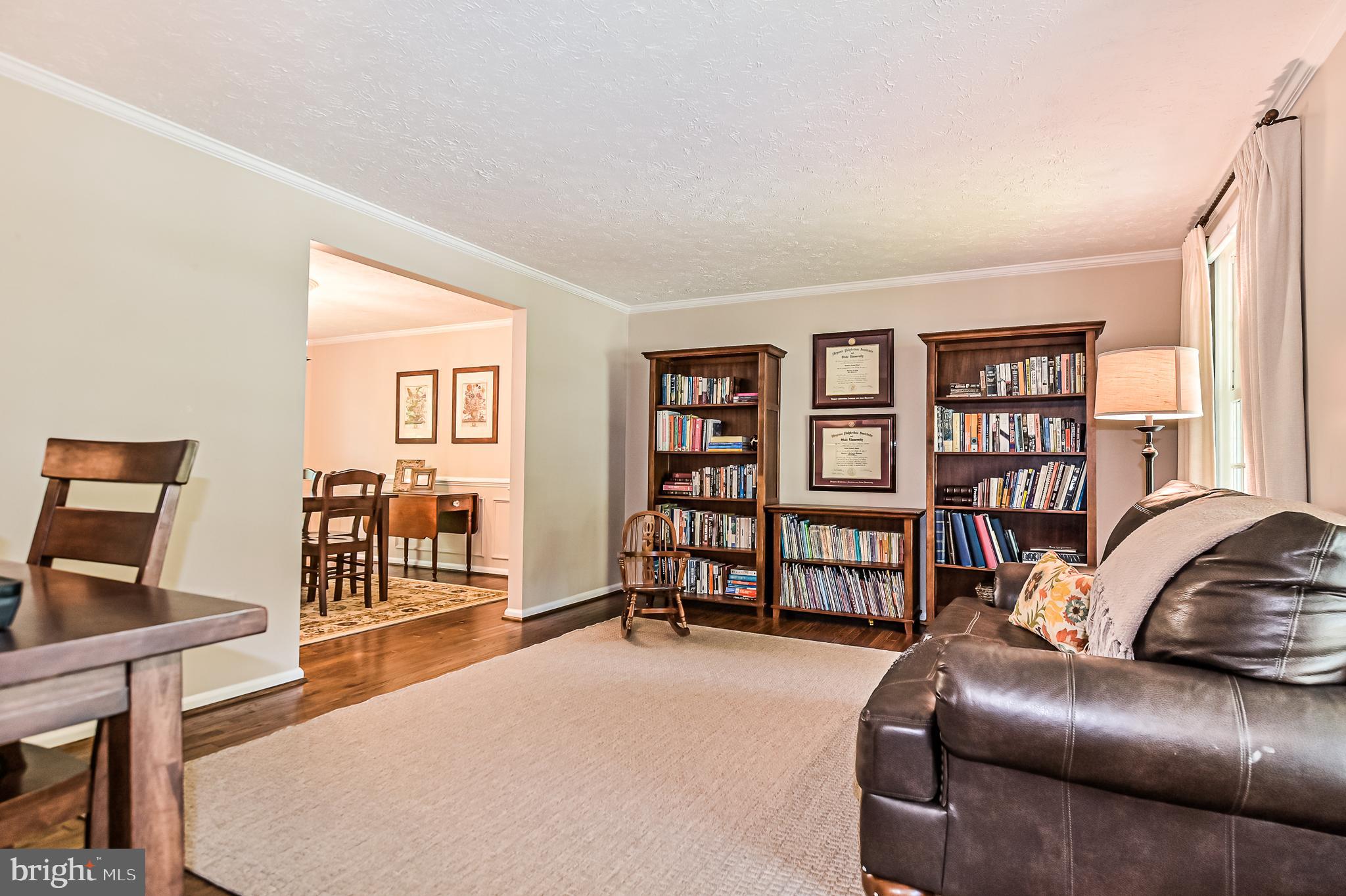 7553 Cloud Court Springfield, VA 22153 - Photo 4 of 32 Living Room with Hardwood floors