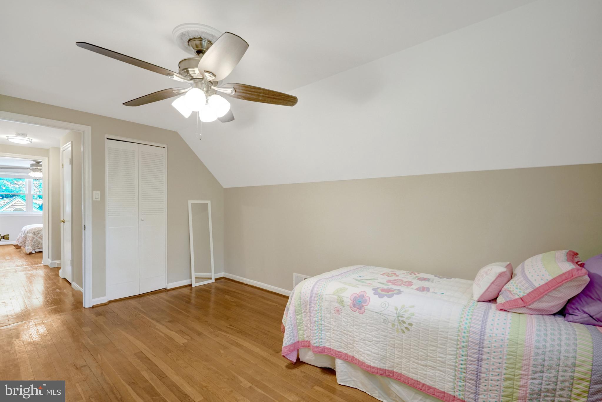 8640 Victoria Road Springfield, VA 22151 - Photo 23 of 75