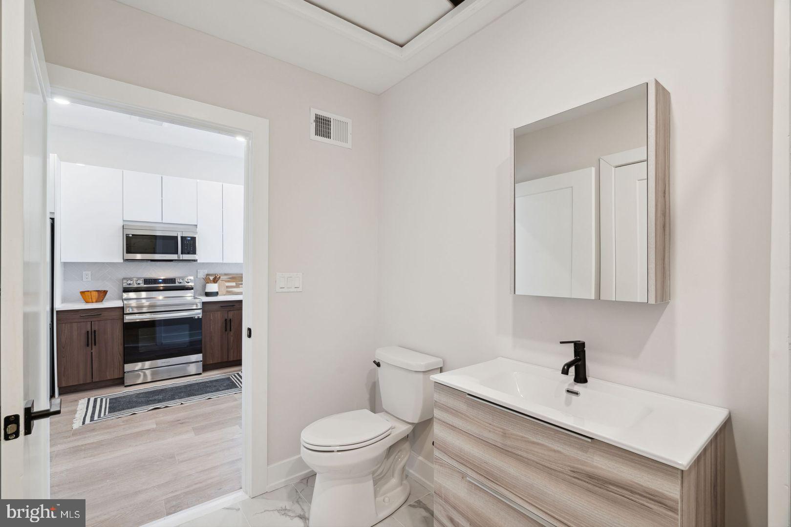 720 West Thompson Street, Unit 1B205 Philadelphia, PA 19122 - Photo 10 of 32