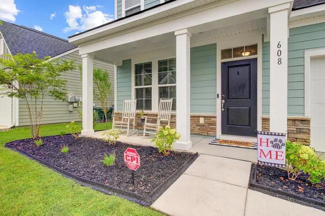 $512,500 | 608 South Pointe Boulevard, Summerville, SC 29483