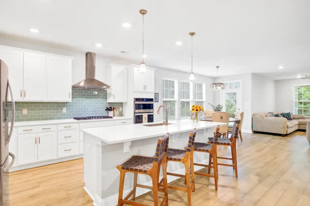 $512,500 | 608 South Pointe Boulevard, Summerville, SC 29483