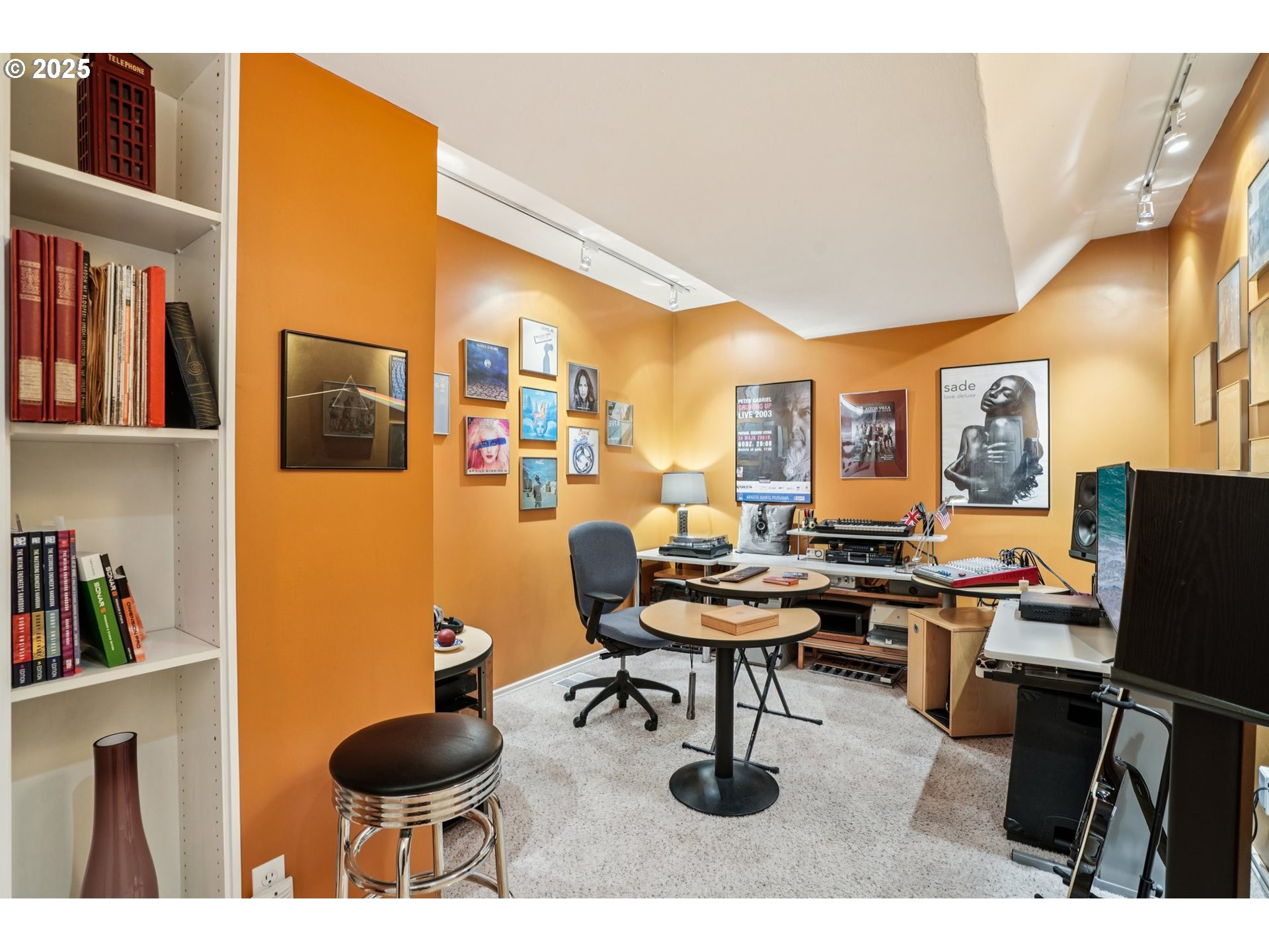 9625 Northwest Fleischner Street Portland, OR 97229 - Photo 37 of 48