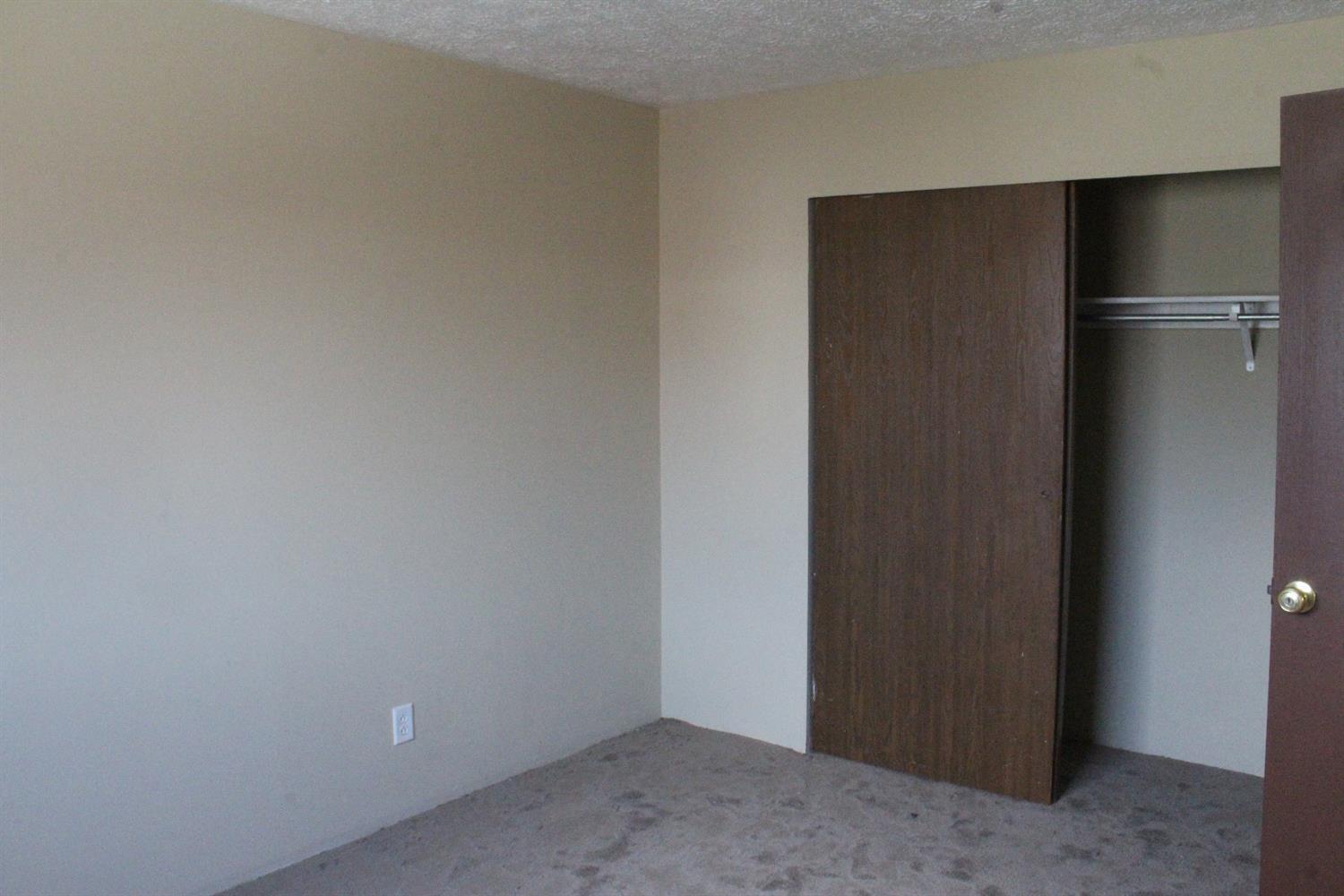 2577 West Galbraith Road, Unit 7 Cincinnati, OH 45239 - Photo 10 of 14