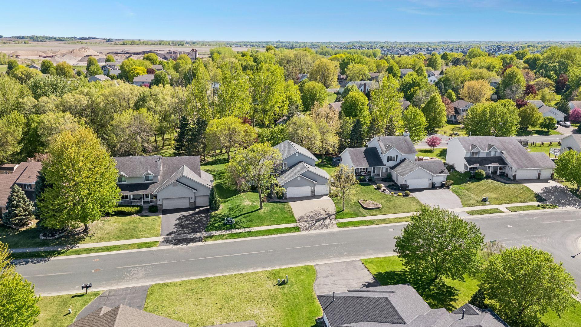 15722 Crystal Path Rosemount, MN 55068 - Photo 5 of 62