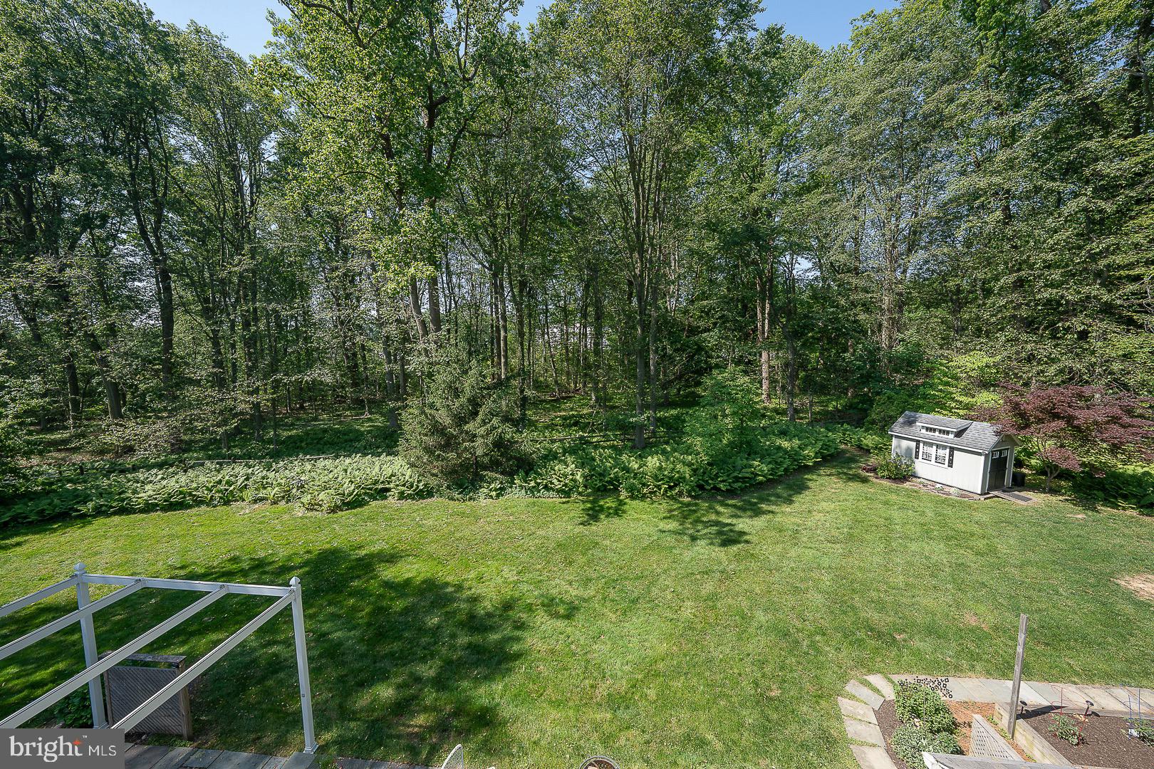 734 Woodcrest Road Wayne, PA 19087 - Photo 33 of 37 Serene outdoor oasis