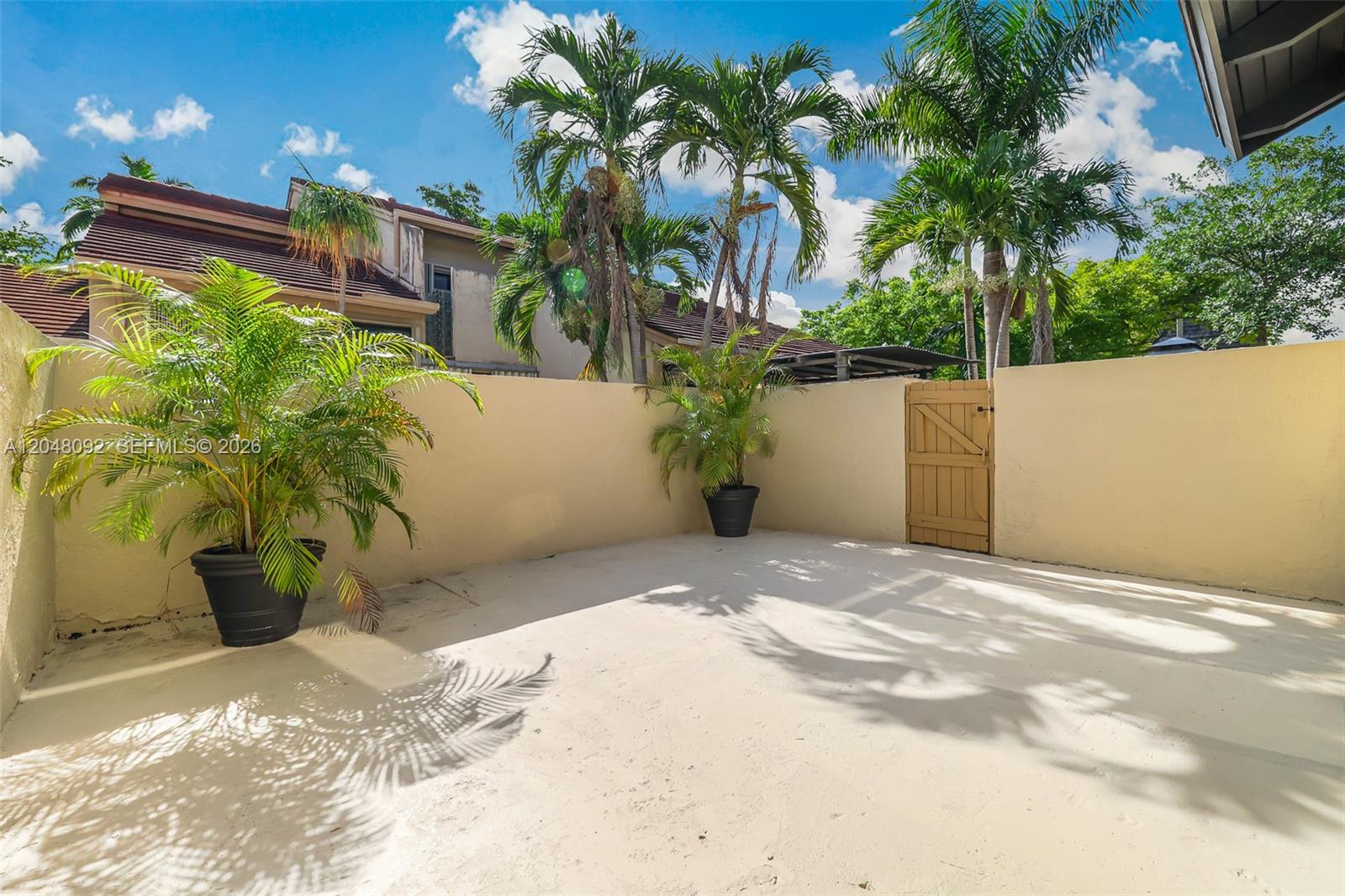 11621 Southwest 90th Street Miami, FL 33176 - Photo 29 of 35