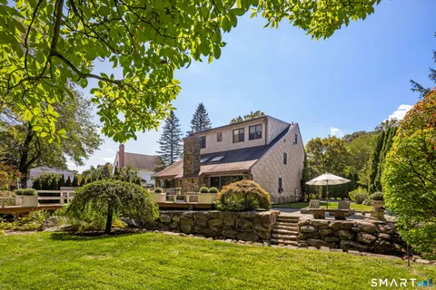 $2,295,000 | 107 Parade Hill Road, New Canaan, CT 06840