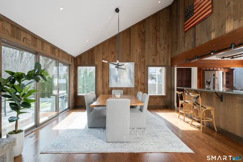 $2,295,000 | 107 Parade Hill Road, New Canaan, CT 06840