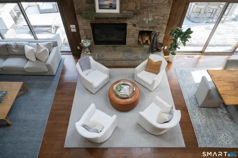 $2,295,000 | 107 Parade Hill Road, New Canaan, CT 06840