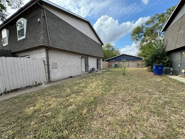 $1,740 | 4904 West Wind Trail, Unit 101, Austin, TX 78745