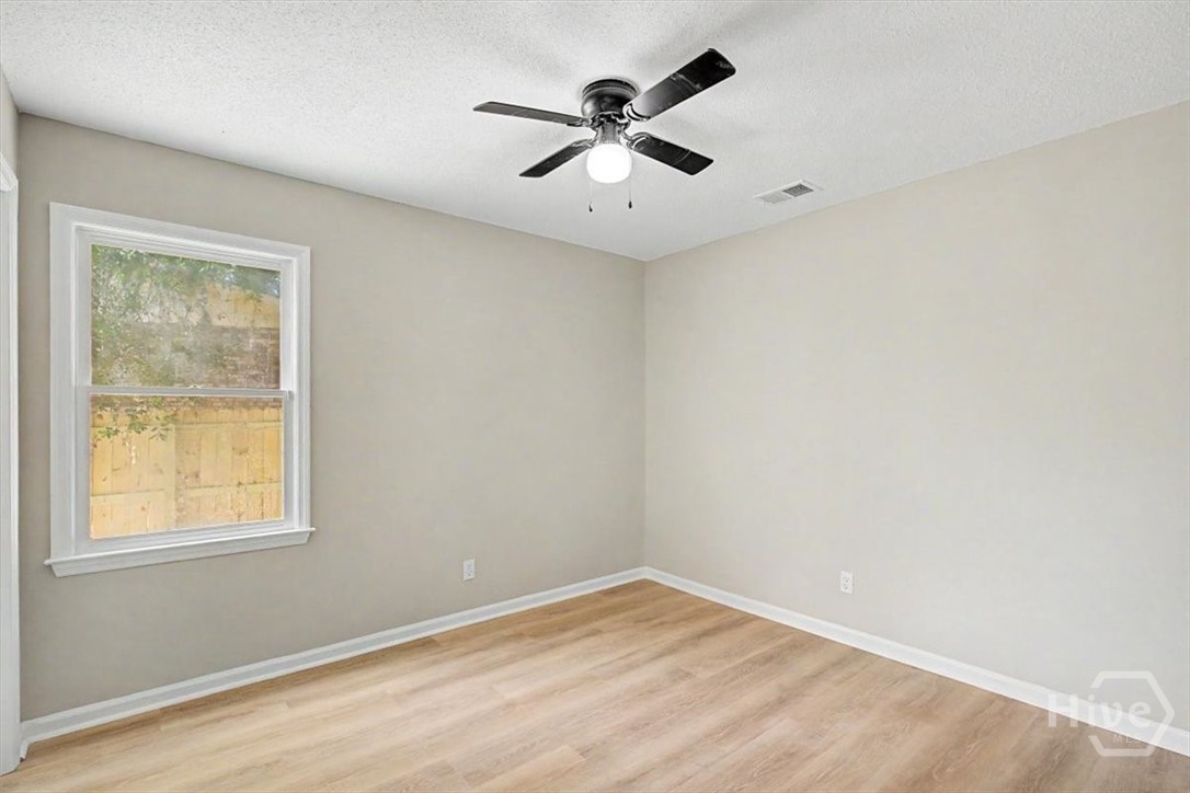 135 Backshell Road Savannah, GA 31404 - Photo 30 of 41 Bedroom 3