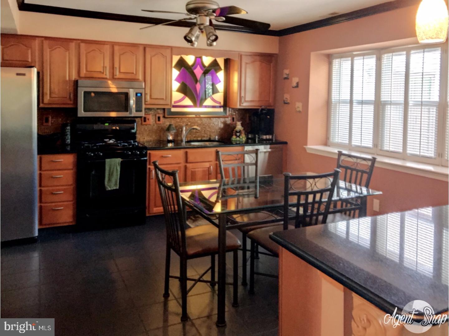 7 Aspen Road Sicklerville, NJ 08081 - Photo 8 of 24 Kitchen