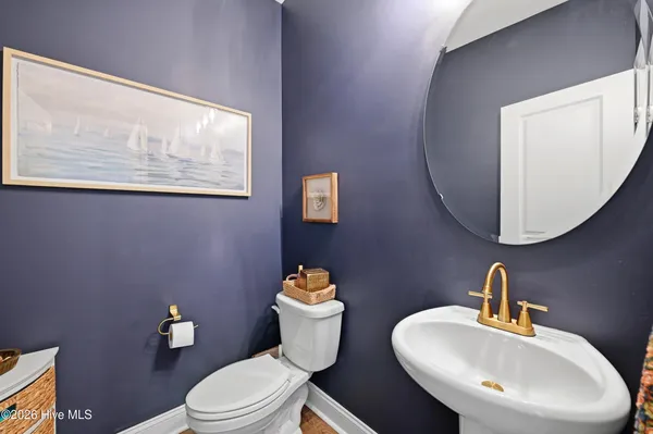 $538,999 | 221 East Red Head Circle, Sneads Ferry, NC 28460