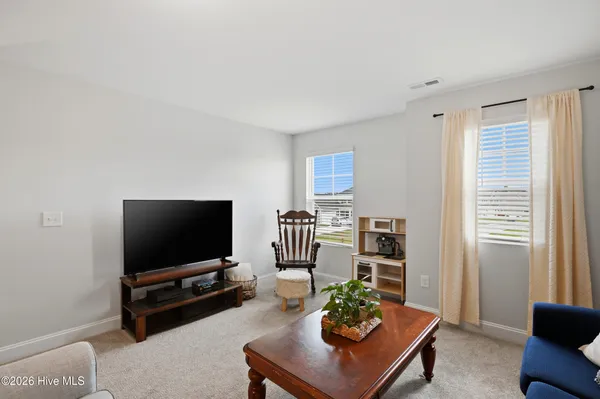$538,999 | 221 East Red Head Circle, Sneads Ferry, NC 28460