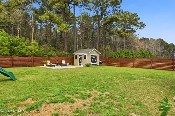 $538,999 | 221 East Red Head Circle, Sneads Ferry, NC 28460