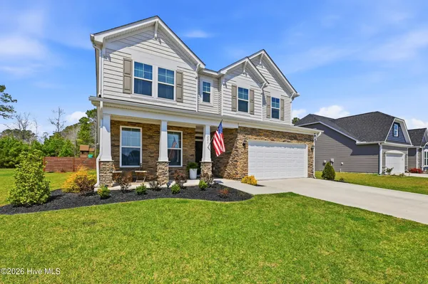 $538,999 | 221 East Red Head Circle, Sneads Ferry, NC 28460