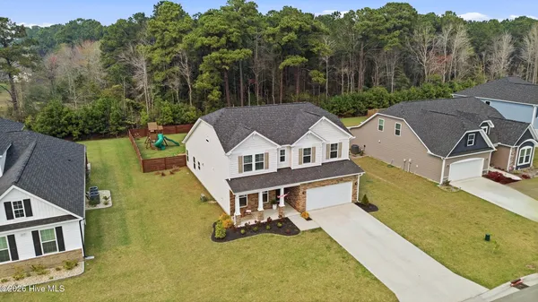 $538,999 | 221 East Red Head Circle, Sneads Ferry, NC 28460