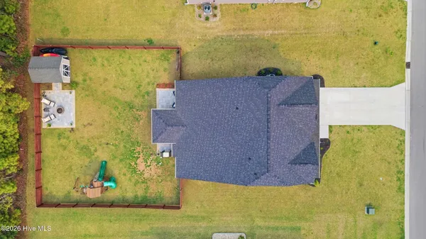 $538,999 | 221 East Red Head Circle, Sneads Ferry, NC 28460