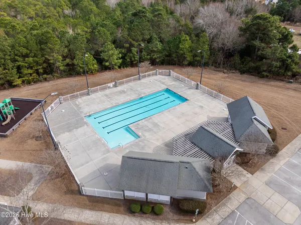 $538,999 | 221 East Red Head Circle, Sneads Ferry, NC 28460