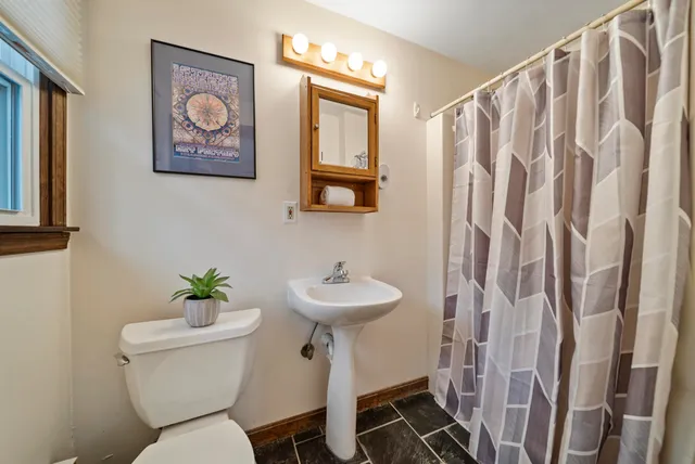 $660,000 | 22 Winterhill Road, Goffstown, NH 03045