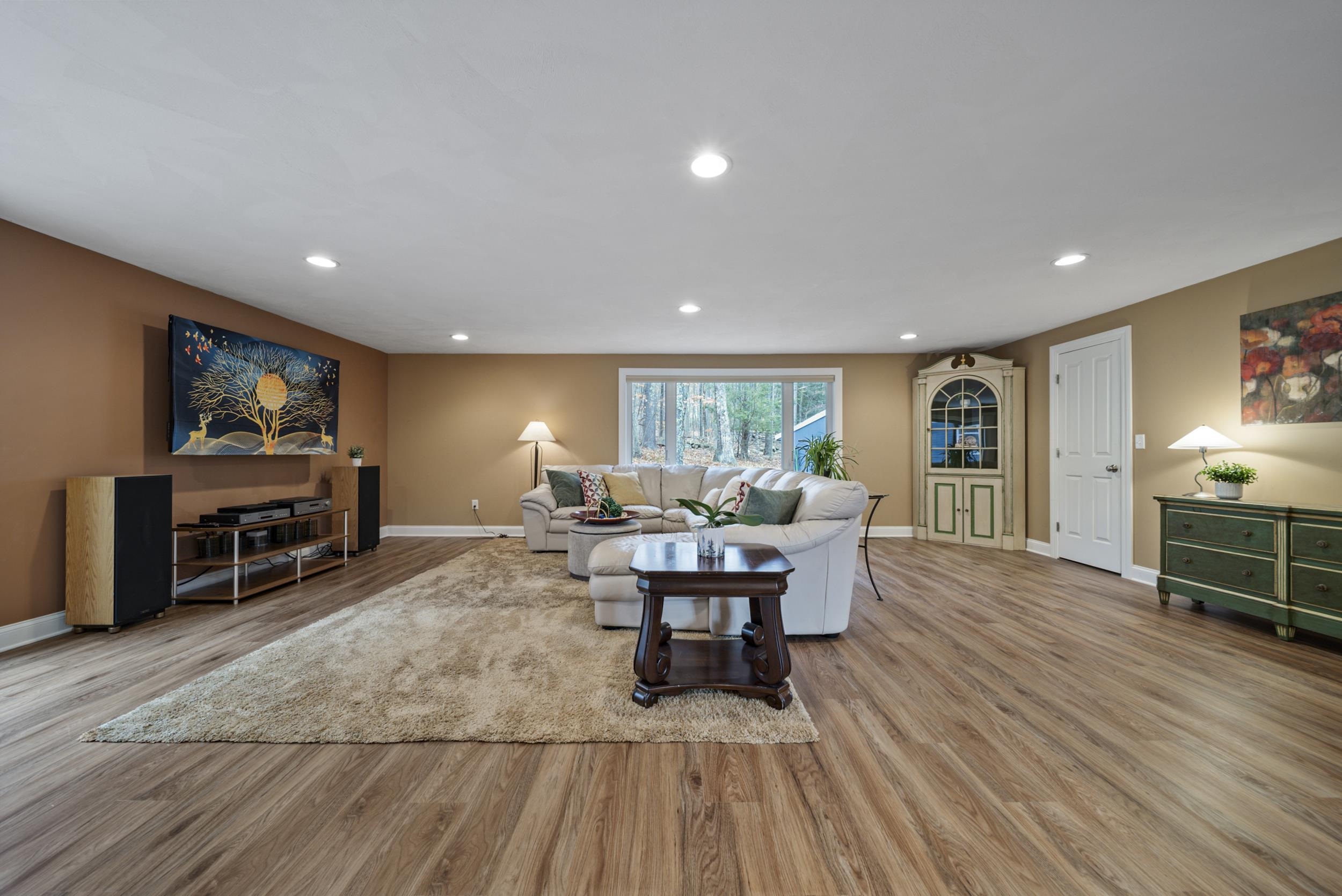 22 Winterhill Road Goffstown, NH 03045 - Photo 22 of 50