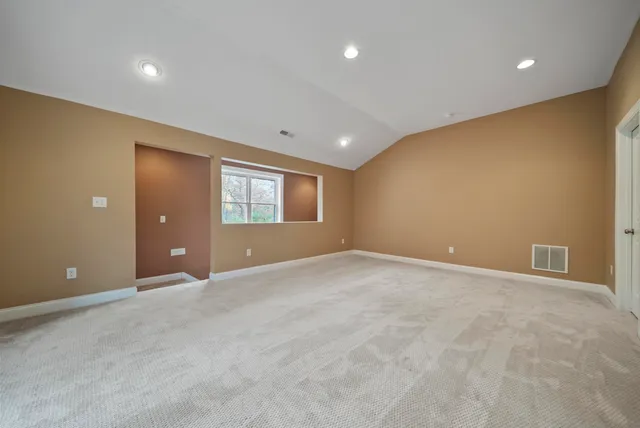 $660,000 | 22 Winterhill Road, Goffstown, NH 03045