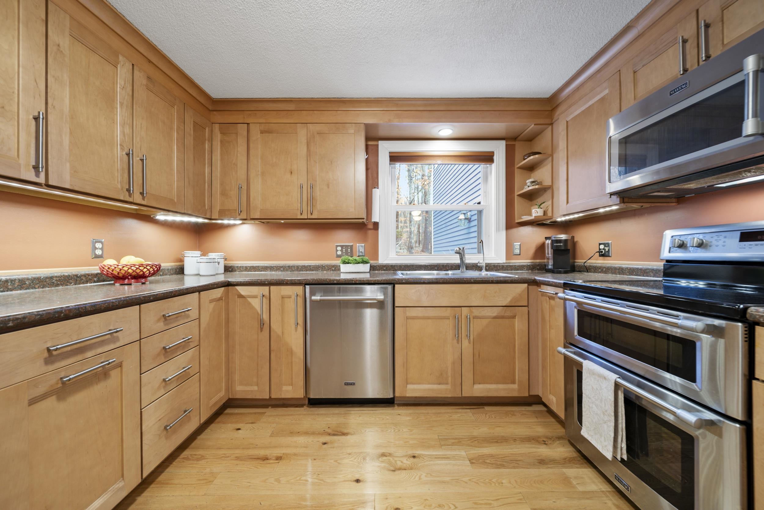 22 Winterhill Road Goffstown, NH 03045 - Photo 8 of 50