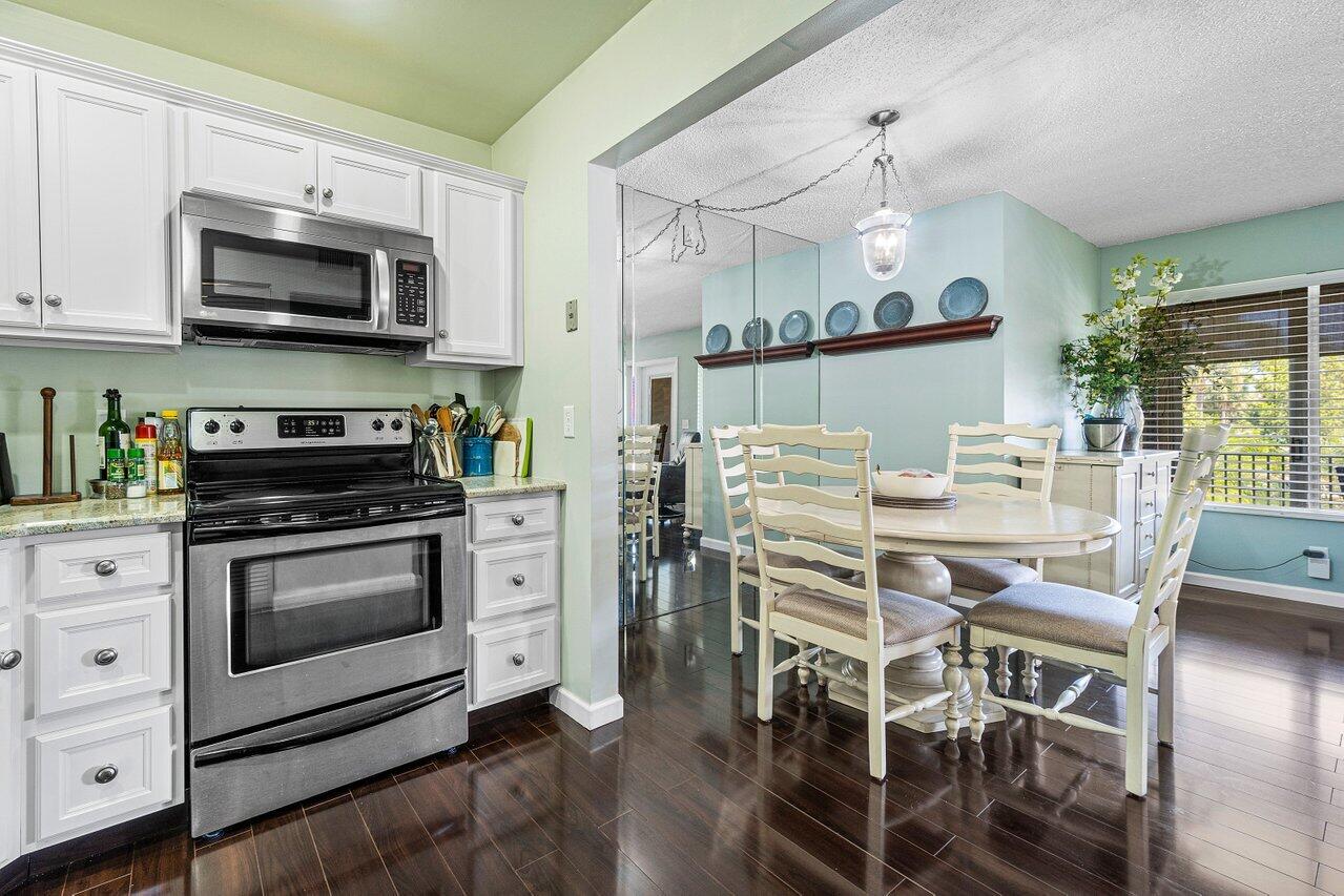 336 Knotty Pine Circle, Unit A2 Greenacres, FL 33463 - Photo 6 of 28 006-336KnottyPineCircle-Greenacres-FL-33