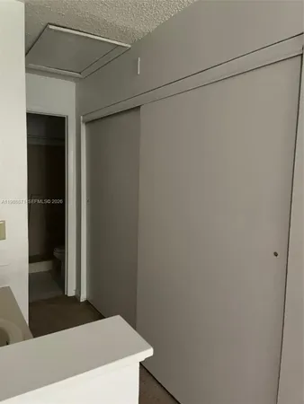 a view of utility room