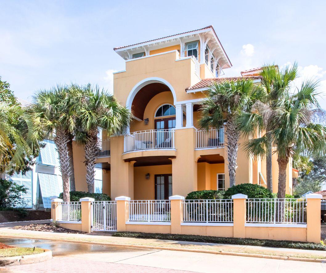 175 Rue Martine Miramar Beach, FL 32550 - Photo 23 of 23 a front view of a house with a garden