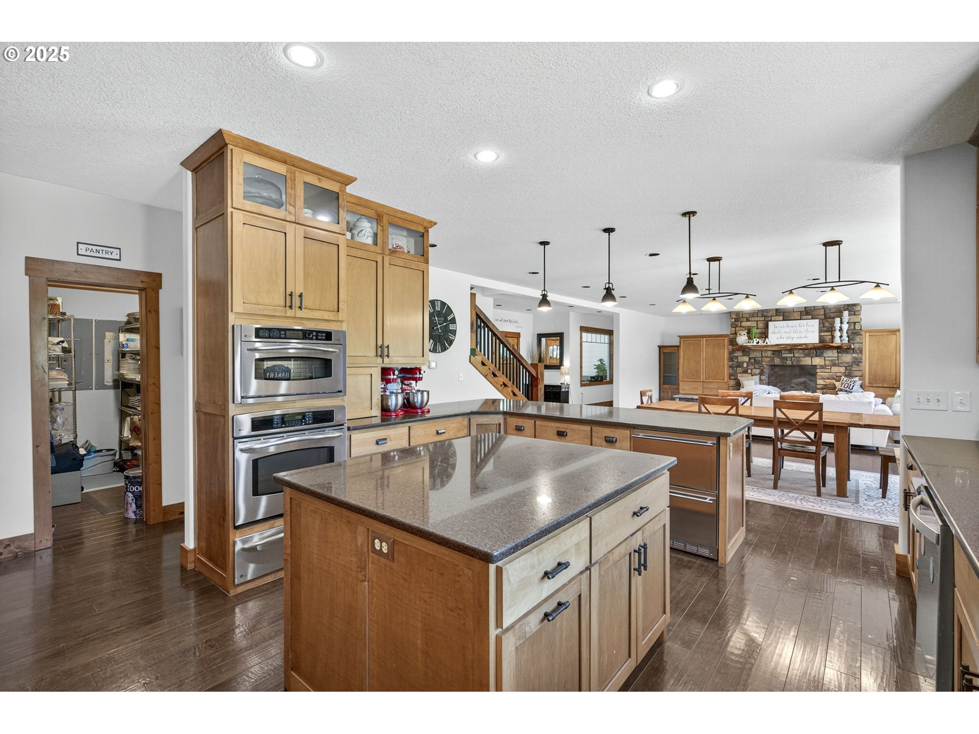 15047 South Macksburg Road Mulino, OR 97042 - Photo 23 of 48 Kitchen
