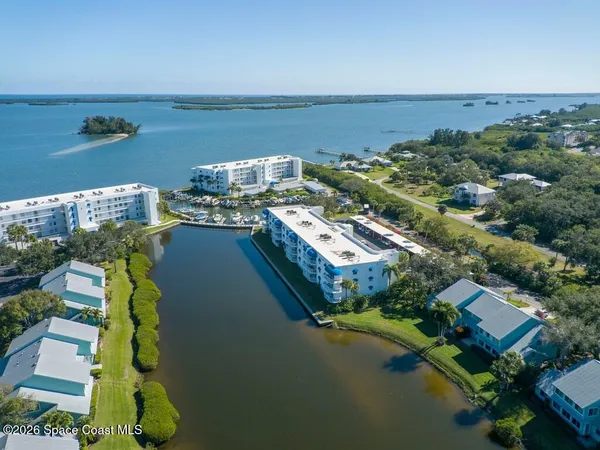 $365,000 | 6206 South River Run Drive, Sebastian, FL 32958