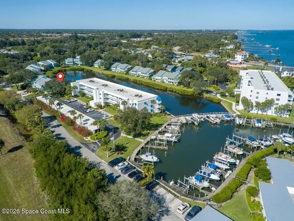 $365,000 | 6206 South River Run Drive, Sebastian, FL 32958