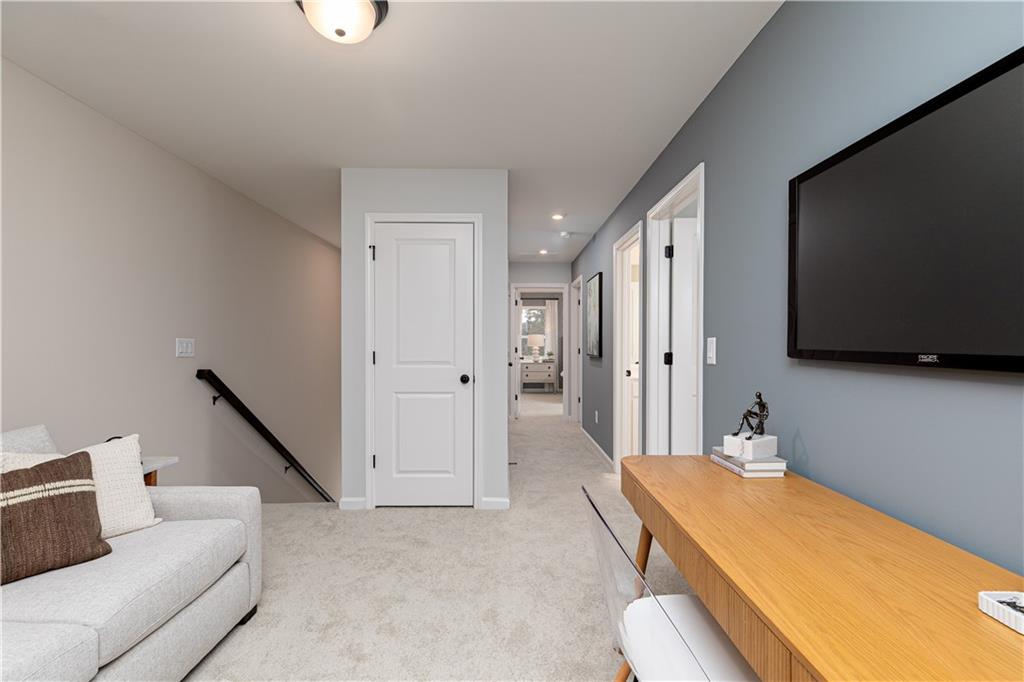 537 Raelyns Way Loganville, GA 30052 - Photo 16 of 36 Gallery Image 16