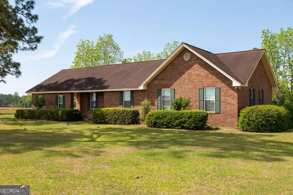 $340,000 | 68 Smart Road, Baxley, GA 31513