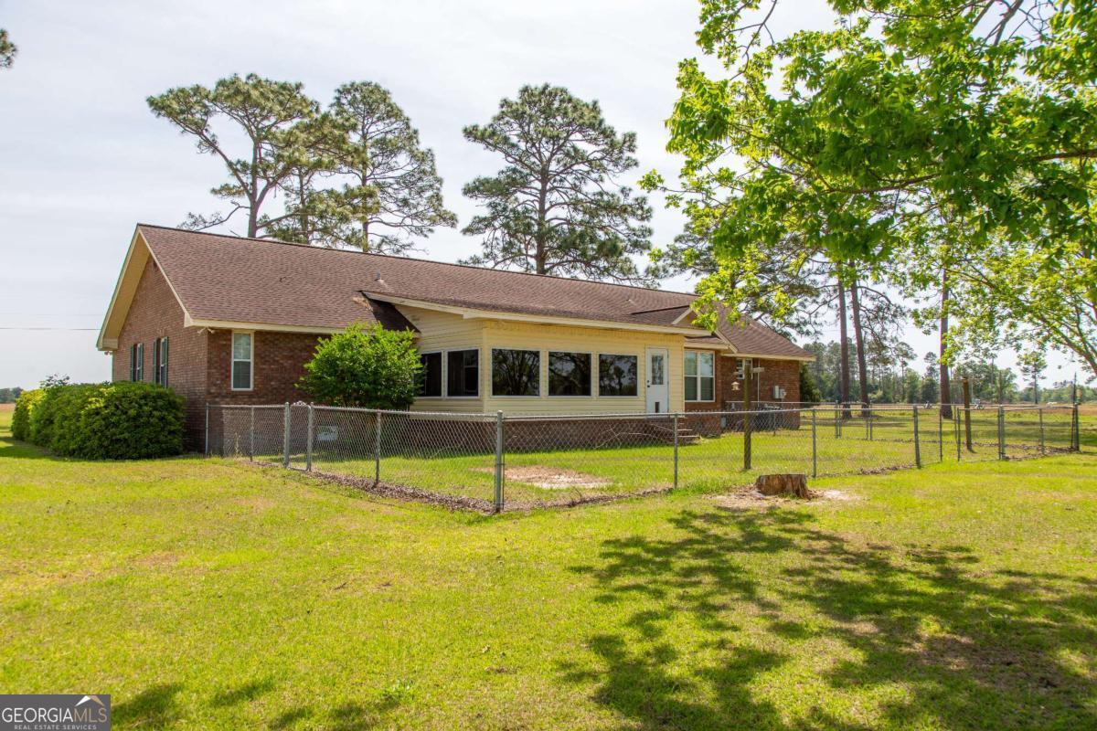 68 Smart Road Baxley, GA 31513 - Photo 31 of 33