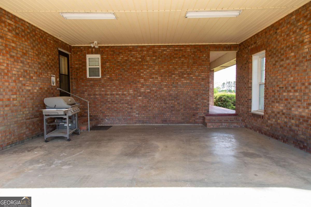 68 Smart Road Baxley, GA 31513 - Photo 4 of 33