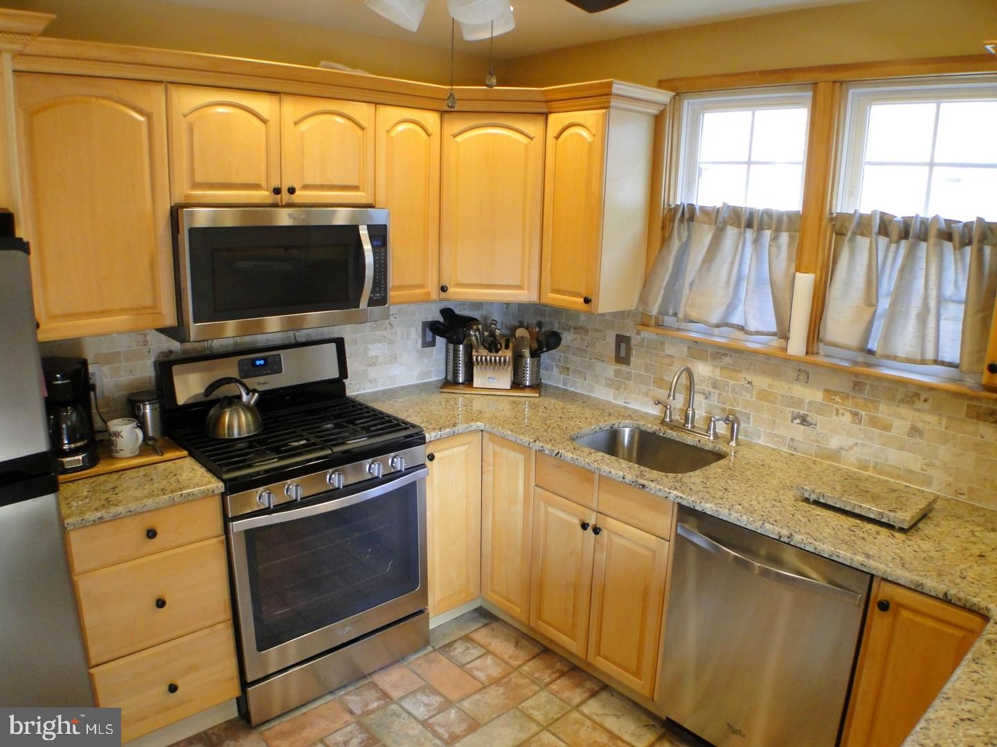 4429 Aberdale Road Philadelphia, PA 19136 - Photo 15 of 21 Gallery Image 15