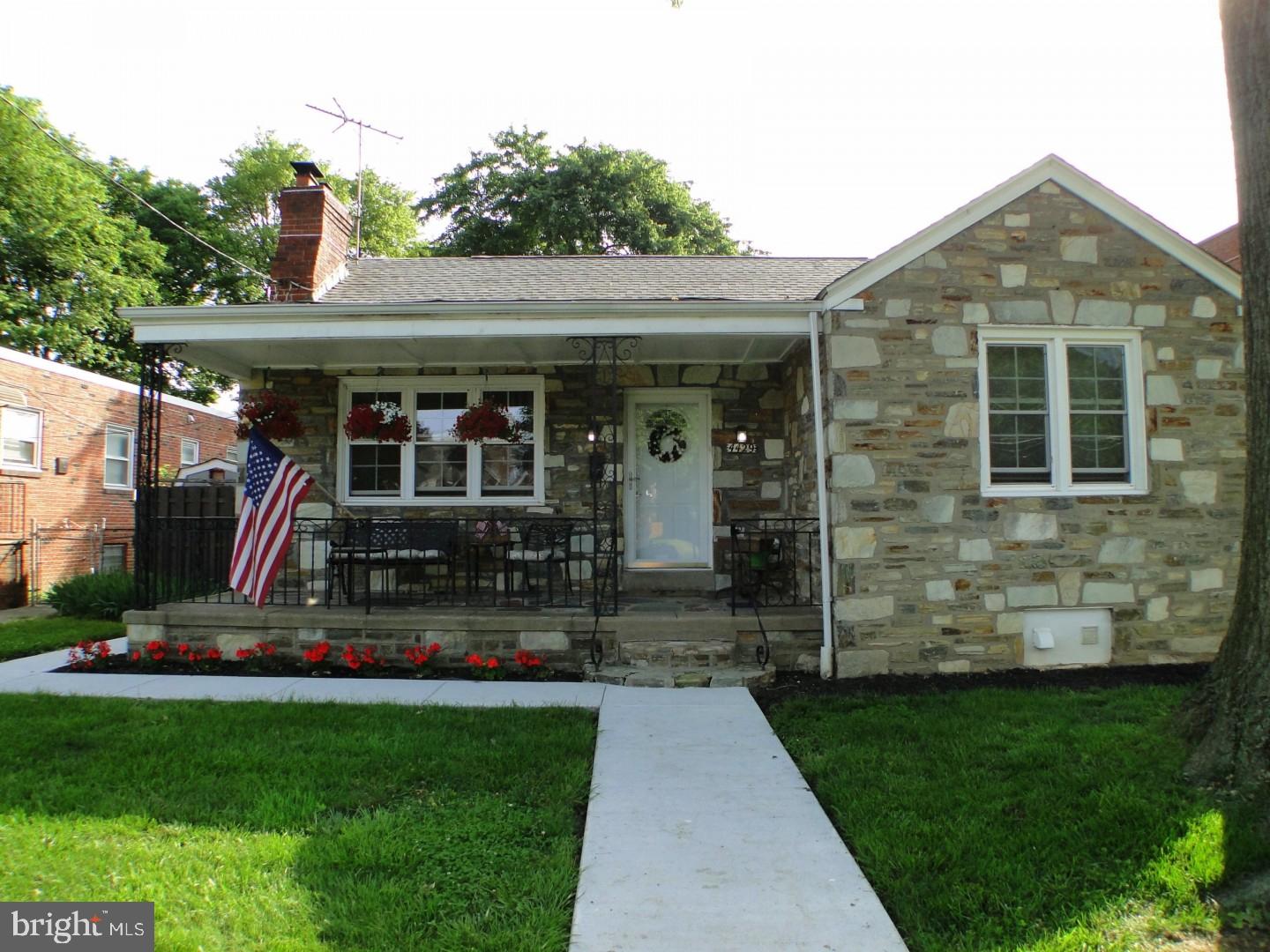 4429 Aberdale Road Philadelphia, PA 19136 - Photo 3 of 21 Gallery Image 3