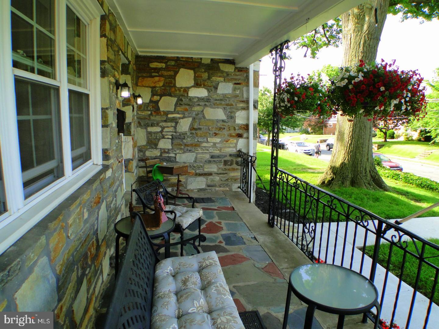 4429 Aberdale Road Philadelphia, PA 19136 - Photo 4 of 21 Gallery Image 4