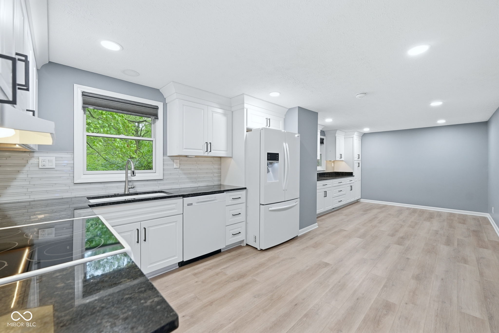 7020 Hoover Road Indianapolis, IN 46260 - Photo 13 of 47