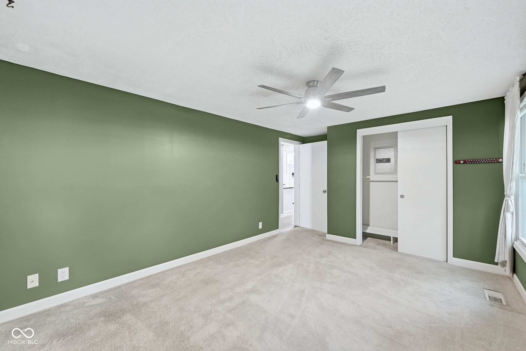 7020 Hoover Road Indianapolis, IN 46260 - Photo 28 of 47