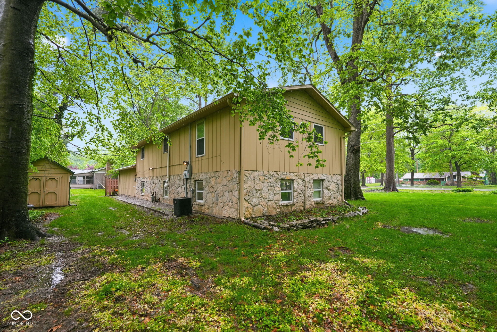 7020 Hoover Road Indianapolis, IN 46260 - Photo 42 of 47
