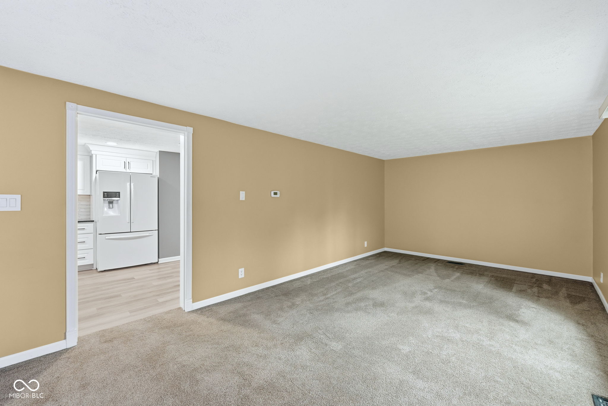 7020 Hoover Road Indianapolis, IN 46260 - Photo 9 of 47